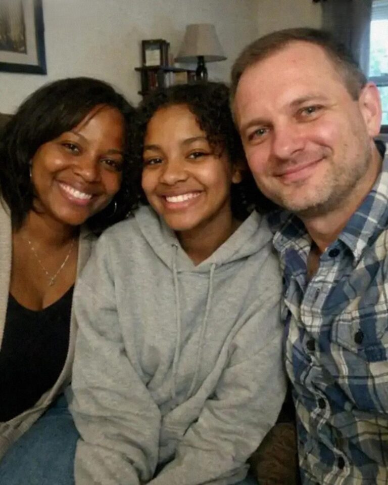 I Overheard My 16-Year-Old Daughter Tell Her Stepdad, ‘Mom Doesn’t Know the Truth … and She Can’t Find Out’ – So I Followed Them the Next Afternoon