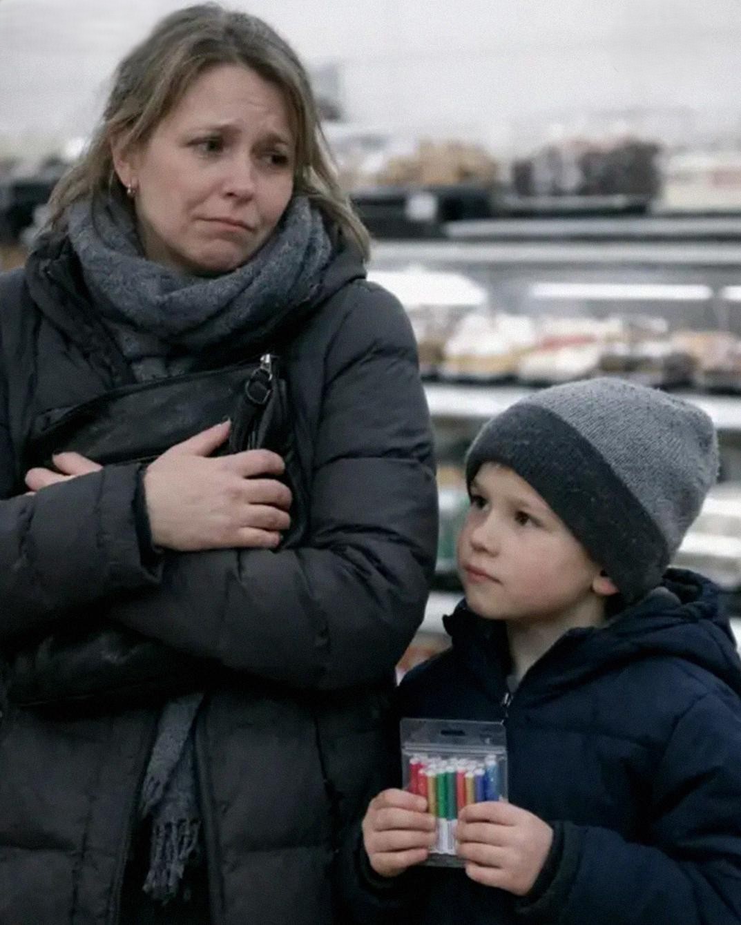 I Bought a Birthday Cake for a Little Boy Whose Mom Was Crying in the Bakery – the Next Week, My Sister Called Screaming, ‘Do You Know Who That Was?’