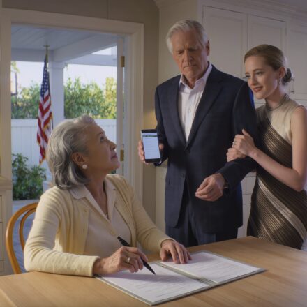 My husband texted me: « I just inherited millions! Pack your bags and leave the house! » The separation papers were already on the table. I signed them, pushed them away, and said, « Good luck… but you forgot that… »
