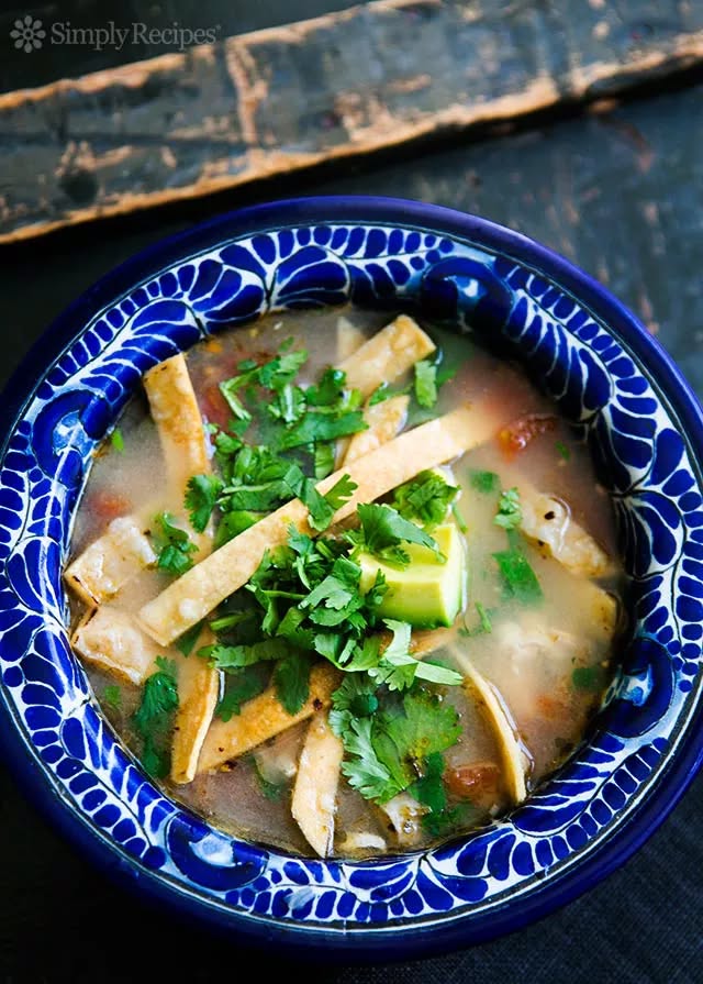 Mexican Chicken Lime Soup (Sopa de Lima)